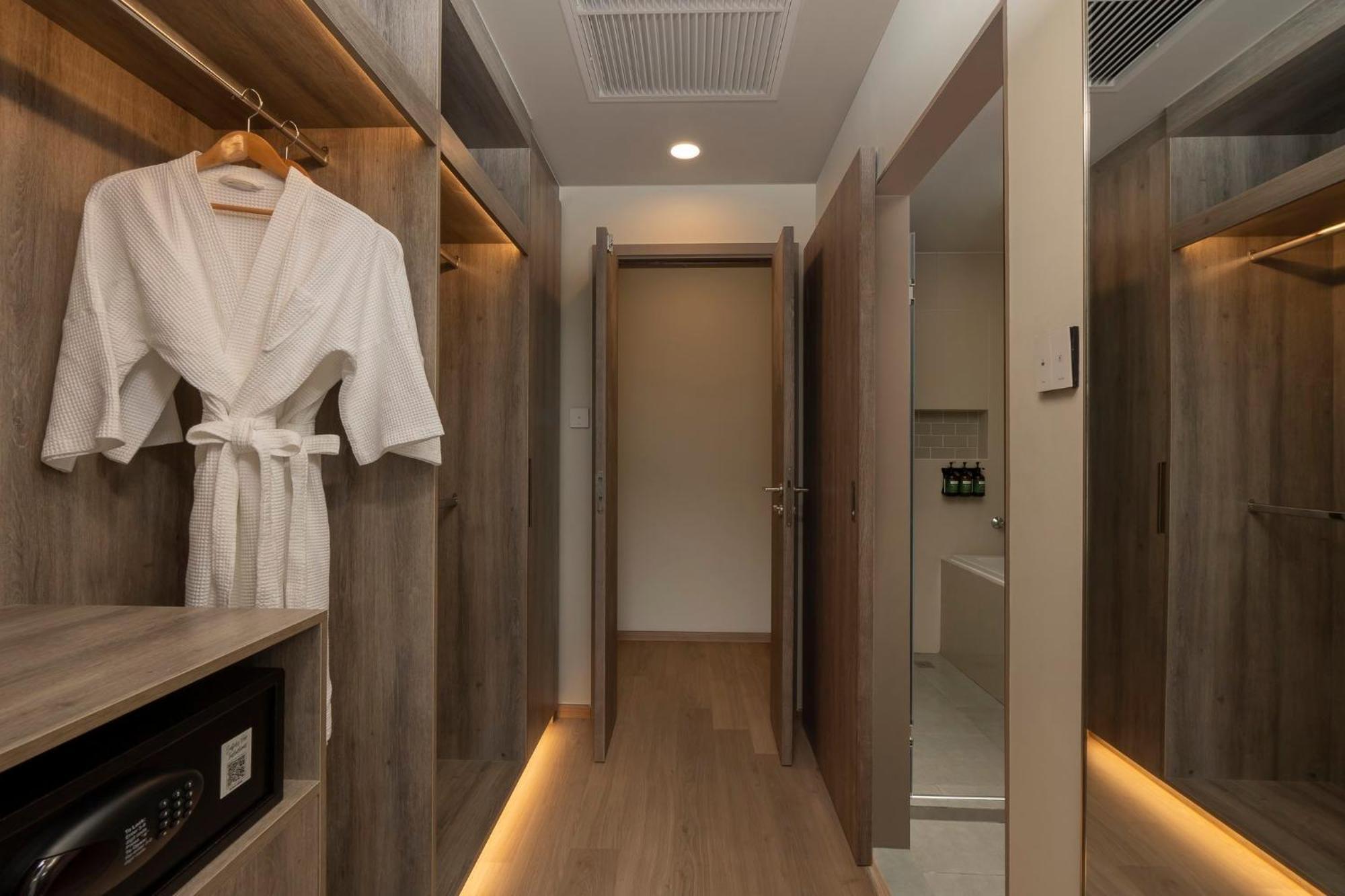 Staybridge Suites Bangkok Sukhumvit By Ihg Buitenkant foto