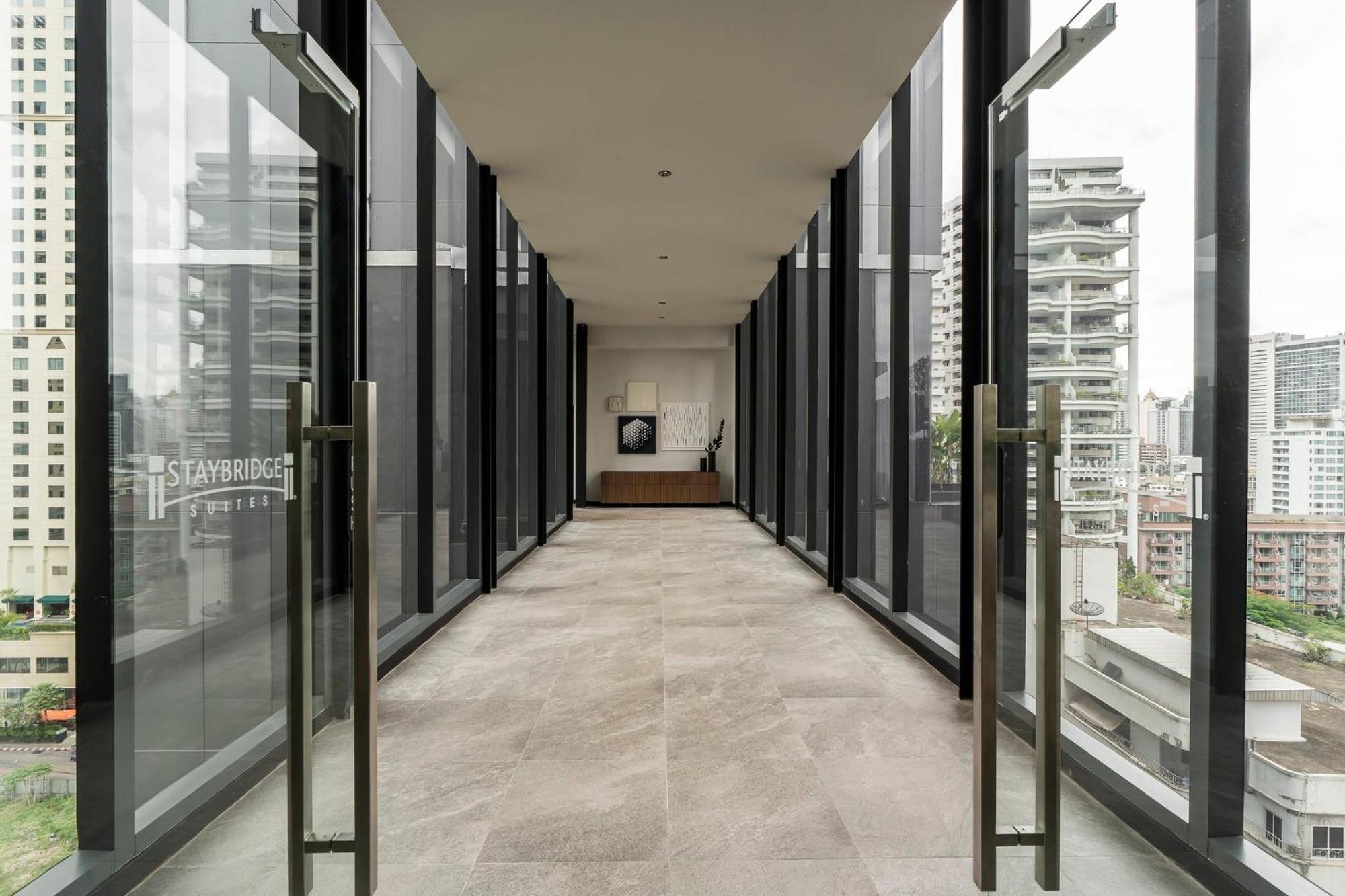 Staybridge Suites Bangkok Sukhumvit By Ihg Buitenkant foto