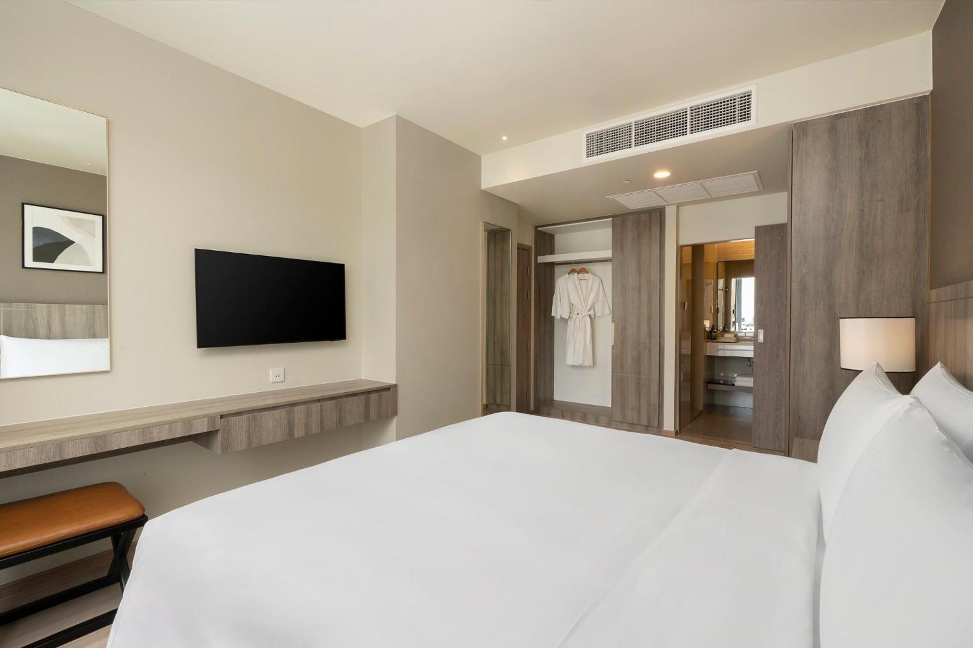 Staybridge Suites Bangkok Sukhumvit By Ihg Buitenkant foto
