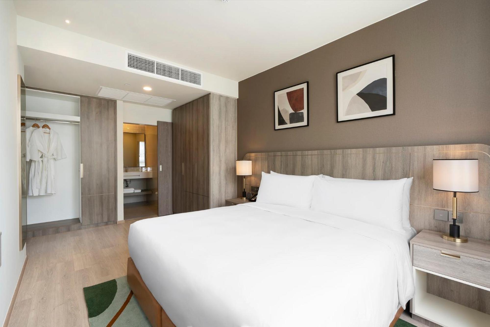Staybridge Suites Bangkok Sukhumvit By Ihg Buitenkant foto