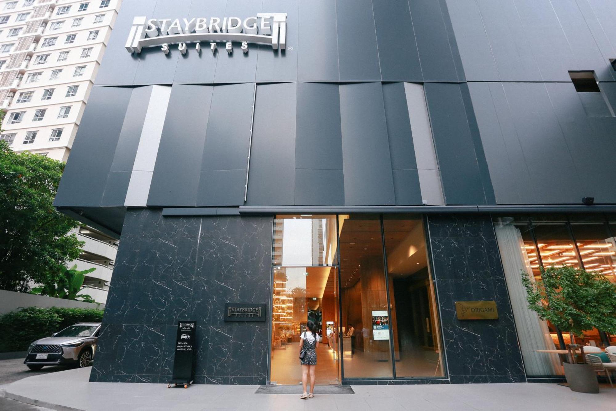 Staybridge Suites Bangkok Sukhumvit By Ihg Buitenkant foto