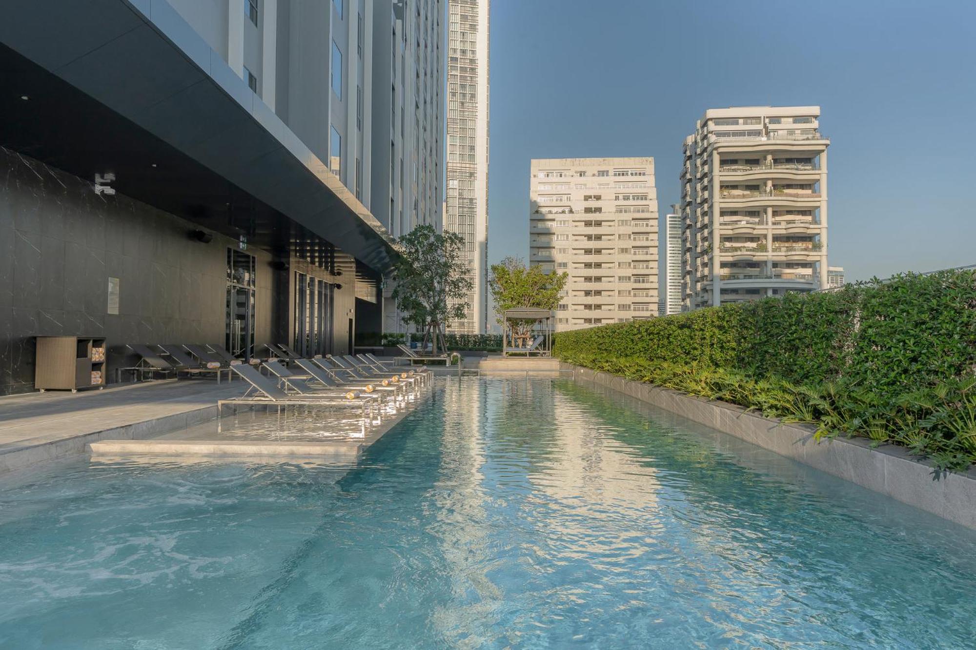 Staybridge Suites Bangkok Sukhumvit By Ihg Buitenkant foto